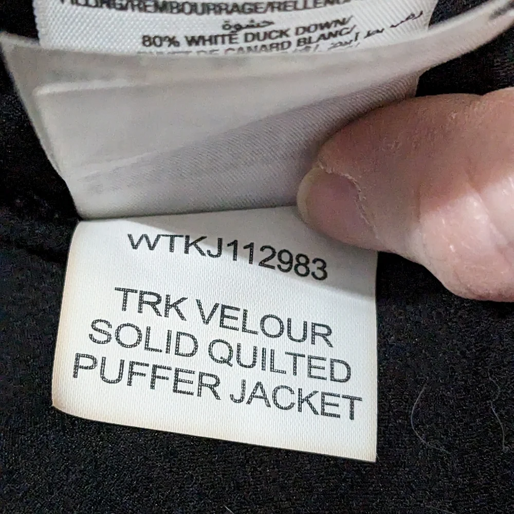 Juicy Couture velour puffer jacket black gently worn - Picture 4 of 8